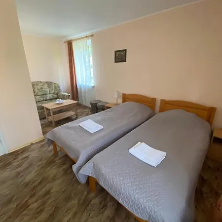 Laine Otel